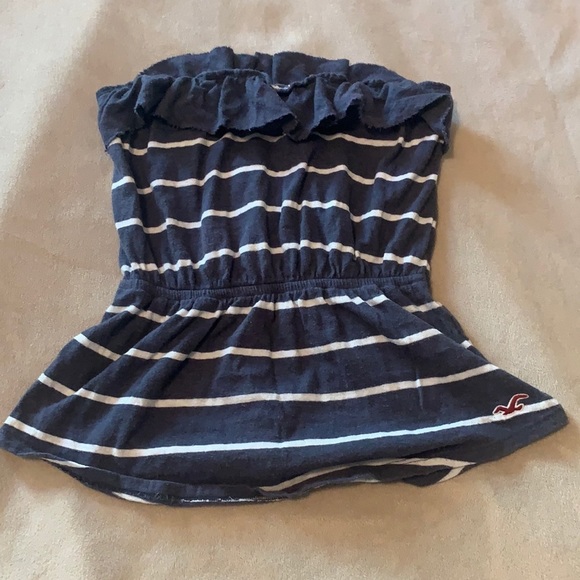 Hollister Tops - FREE W ANY PURCHASE Hollister Strapless Top